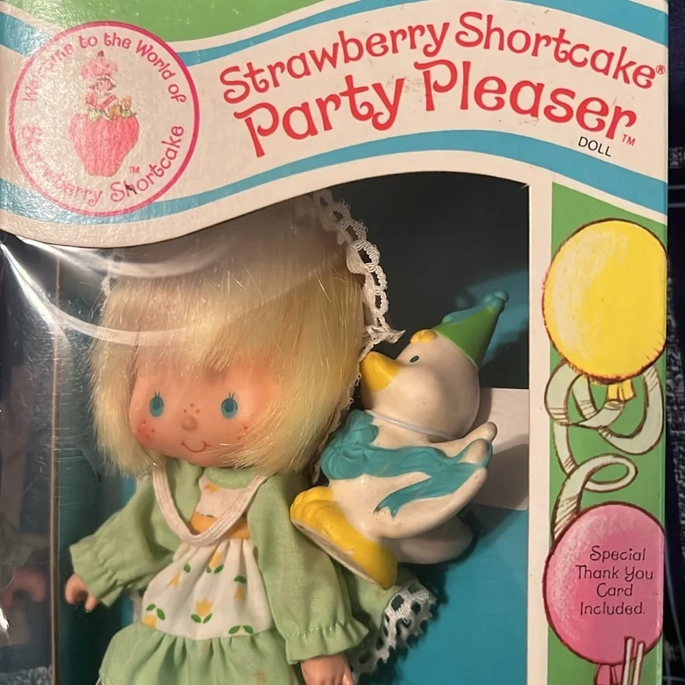 Strawberry Shortcake Mint Tulip Party Pleaser, NRFB